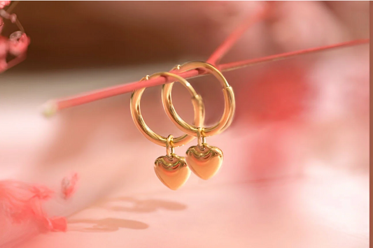 "Jewelry Must-Haves for a Romantic Valentine's Day Getaway"