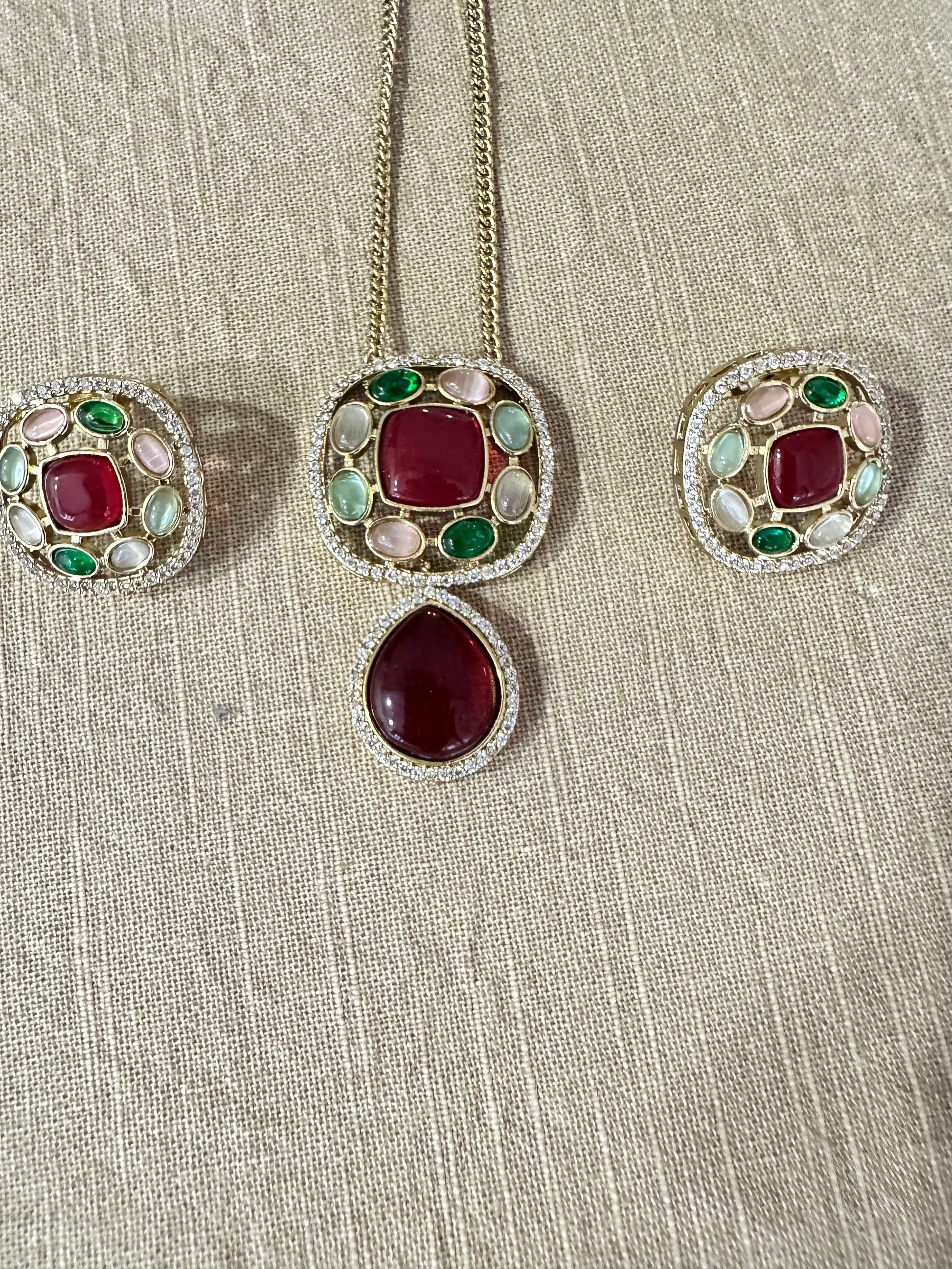 Mutli Pendant set with earrings