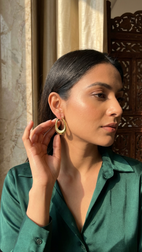 Oval textured Hoop Earrings
