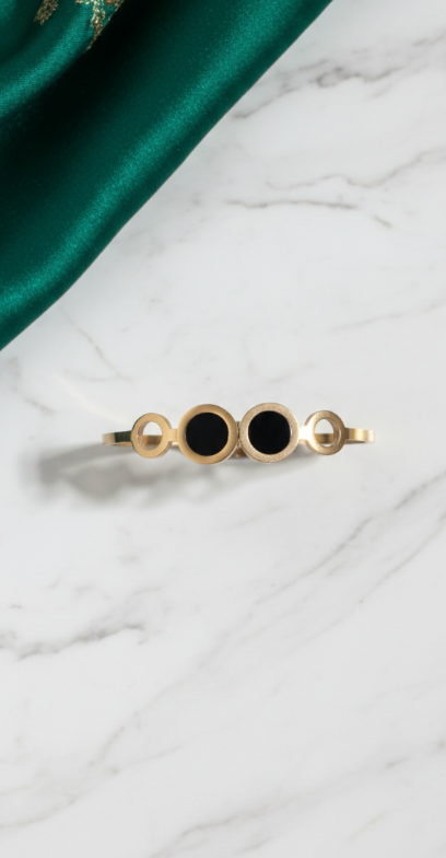 Black Beauty  Bracelet